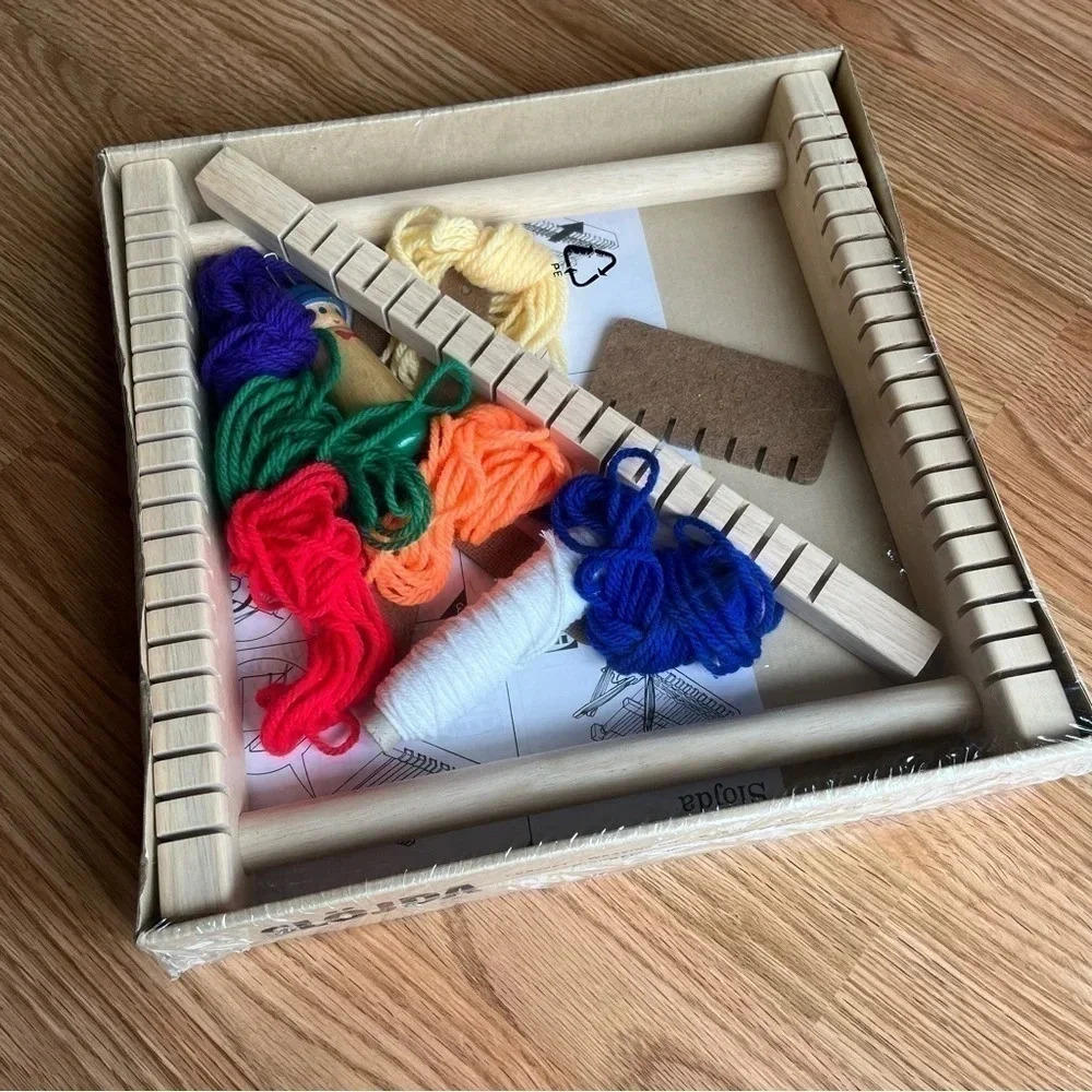 NWT Ikea Slojda WEAVING KIT LOOM Supplies Yarn